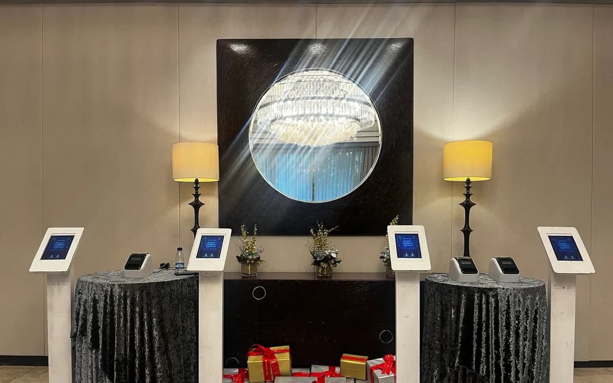 Elegant Guest Check-In for Weddings and Galas